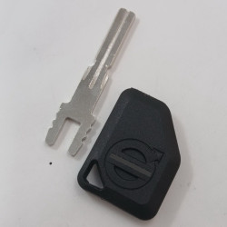 VOLVO КАМИОН КЛЮЧ С МЯСТО ЗА ЧИП WT47 VOLVO КАМИОН КЛЮЧ С МЯСТО ЗА ЧИП WT47