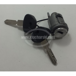 MERCEDES 124 ПАТРОН КОНТАКТ