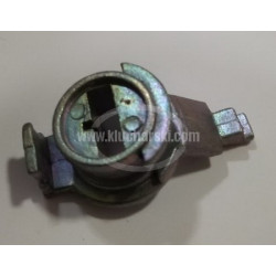 VW GOLF III ЧАШКА ЗА КЛЮЧАЛКА НА ВРАТА VW GOLF III ЧАШКА ЗА КЛЮЧАЛКА НА ВРАТА